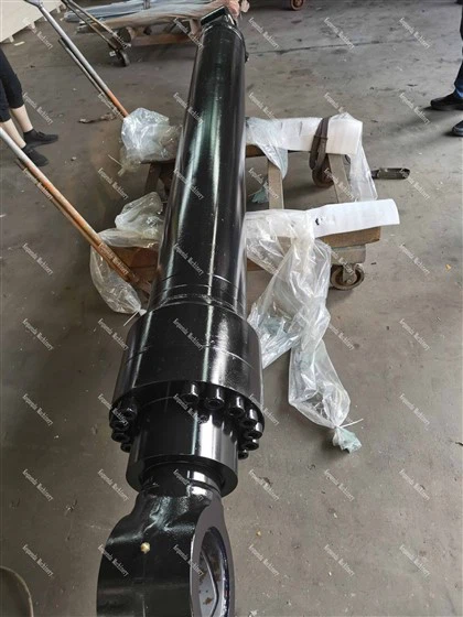 SY980 ARM Cylinder Assy